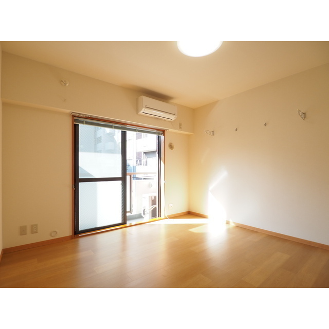 居室・リビング　洋室フローリング