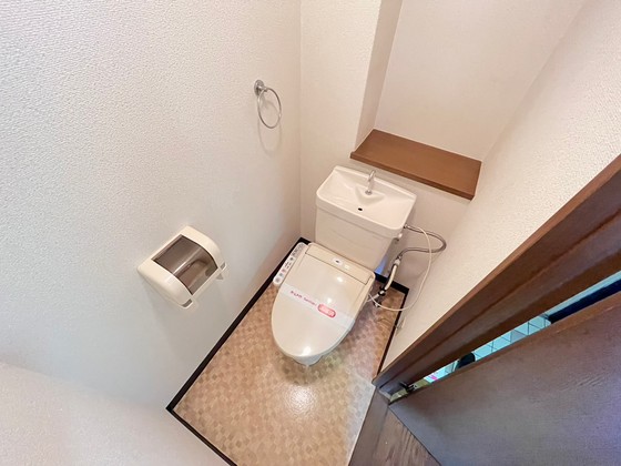 トイレ　※別部屋の写真です