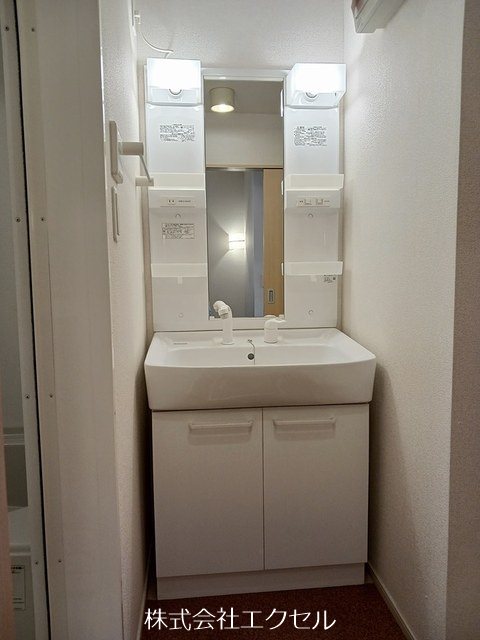 洗面設備　独立洗面台です。