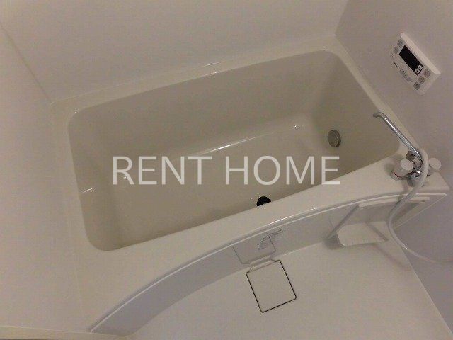 バス・シャワールーム　バスルームです。（追焚き付き）