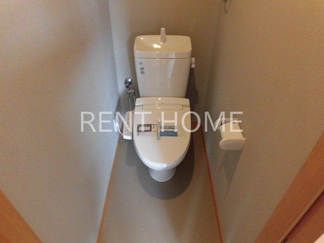 トイレ　別タイプのお部屋の写真です