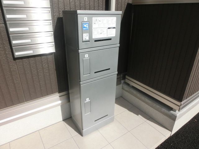 その他共有部分　宅配ボックス完備で不在時でも荷物が受け取り可能♪