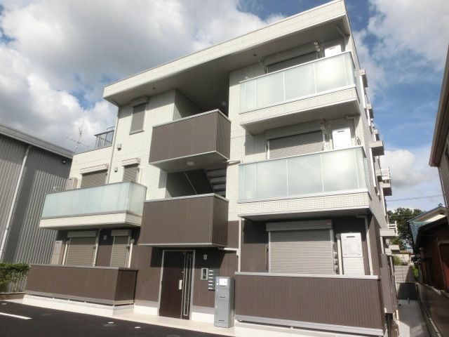 建物外観　2020年8月築の物件です♪