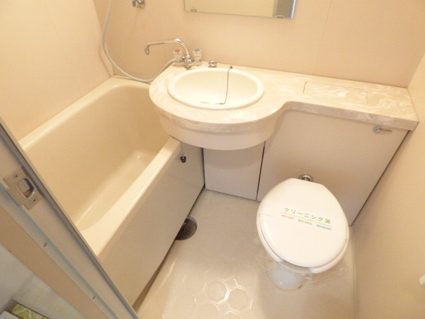 バス・シャワールーム