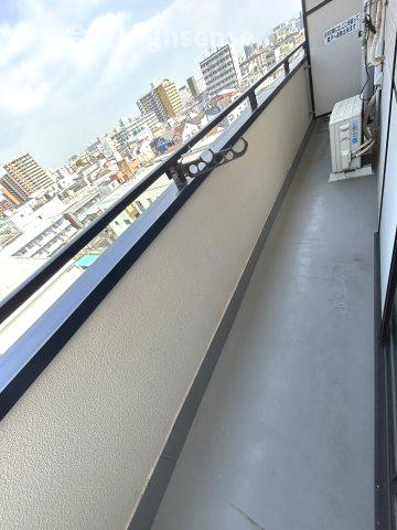 バルコニー　バルコニーがあります