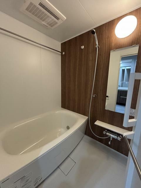 バス・シャワールーム　写真は同タイプ住居です