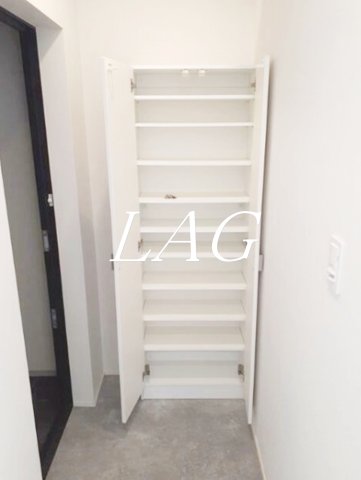 玄関　玄関です。