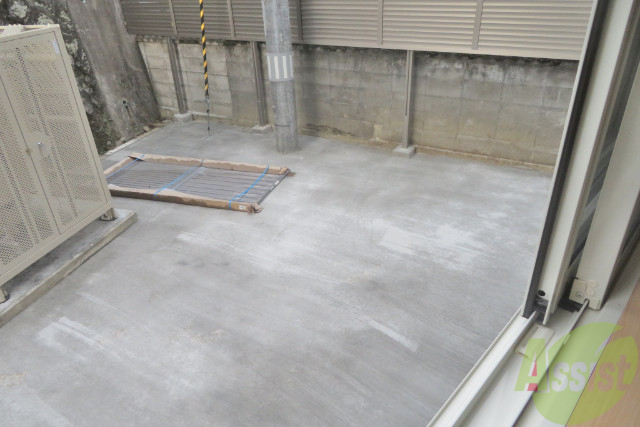 バルコニー　バルコニーはございません。室内干しになります。