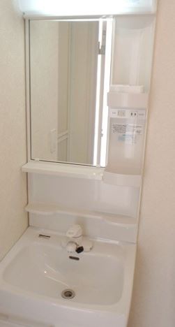 洗面設備　同仕様