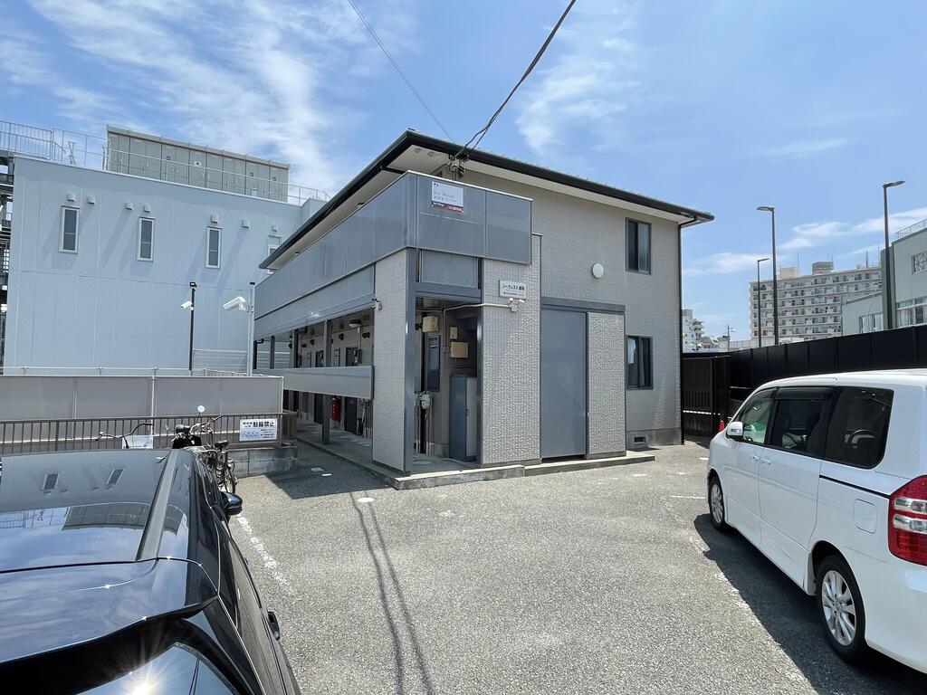 建物外観　2Fの中部屋です！！