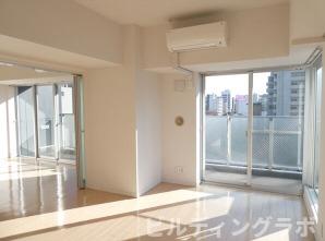 居室・リビング　別号室参考画像です。