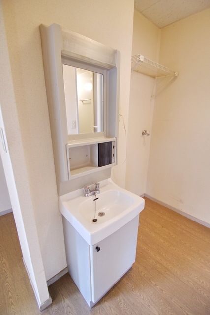 洗面設備　★お問い合わせはタウンハウジング新百合ヶ丘店まで★