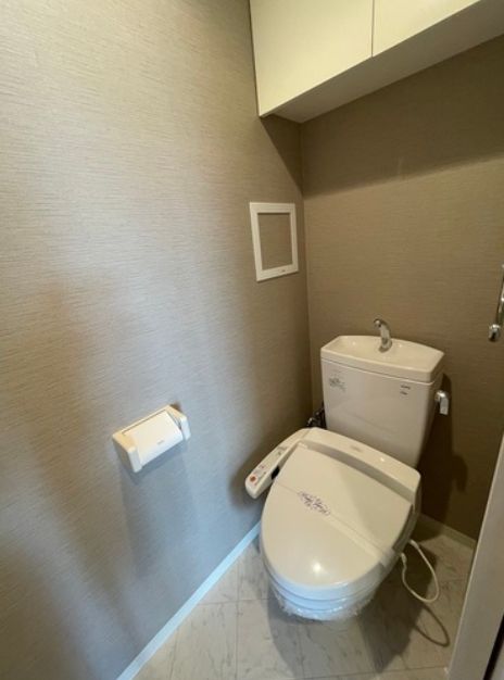 トイレ　同物件内別部屋のお写真になります