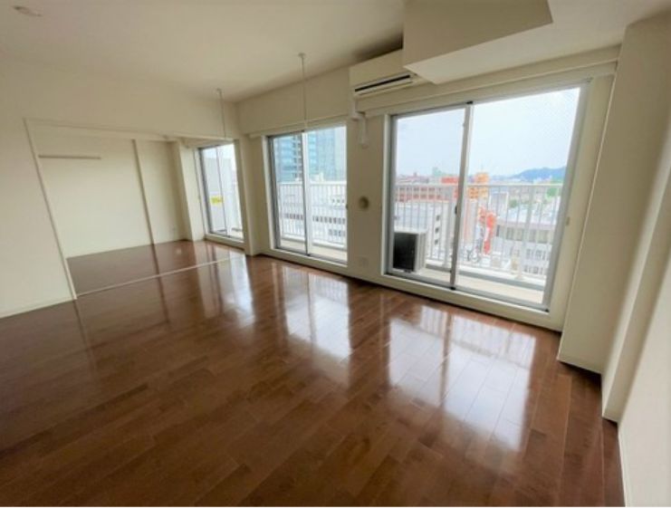 居室・リビング　同物件内別部屋のお写真になります