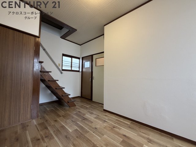 居室・リビング　こちらのリビングで趣味の時間をお楽しみください