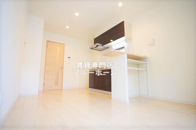 居室・リビング　8帖の広いリビング！