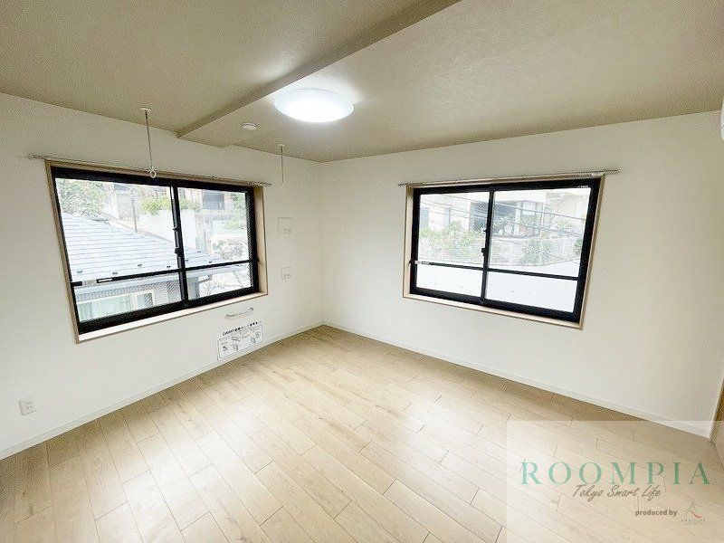 居室・リビング　物件画像