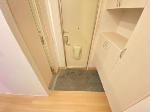 玄関　シューズボックス！