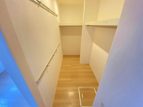 収納　大容量ウォークインクローゼット！