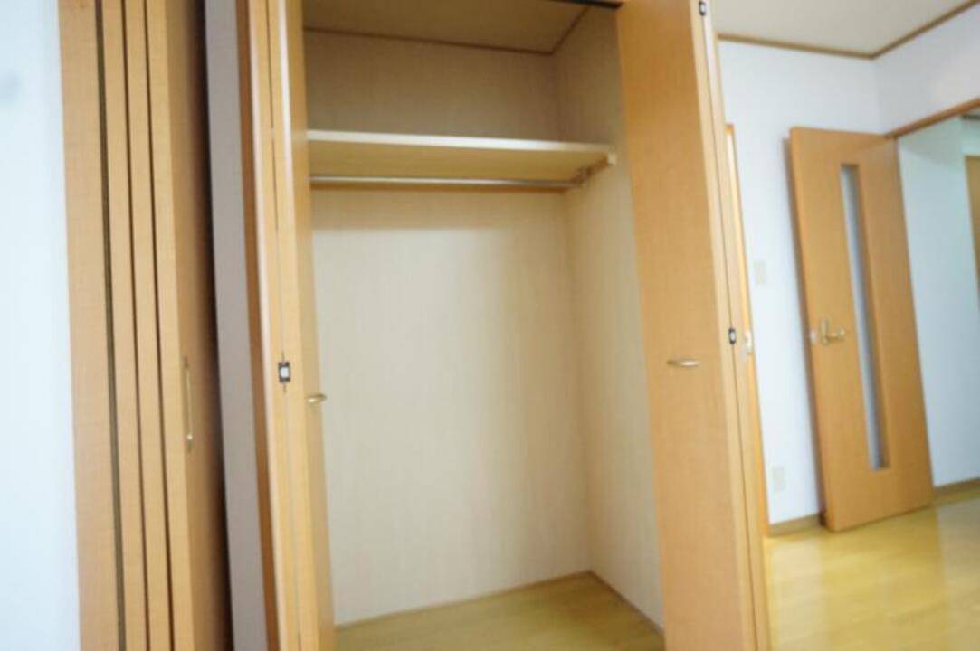 収納　クローゼット