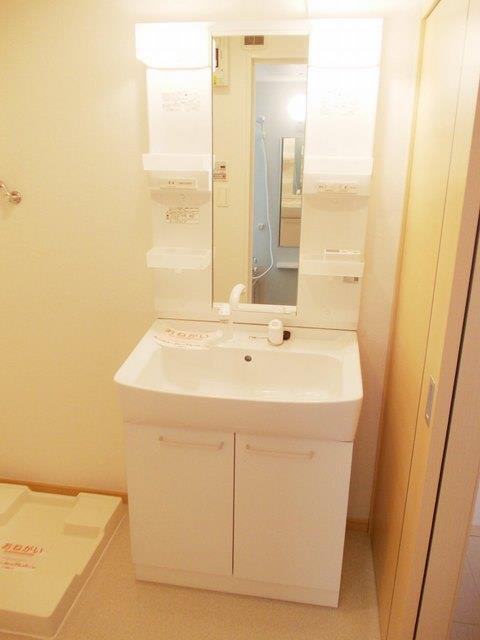 洗面設備　洗面室