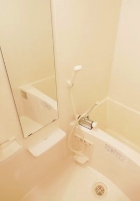 バス・シャワールーム　別部屋同仕様タイプ