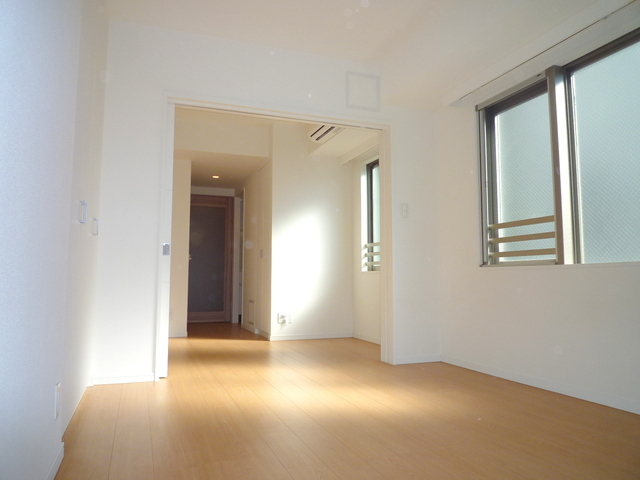 その他部屋・スペース　★キレイなフローリングのお部屋です★