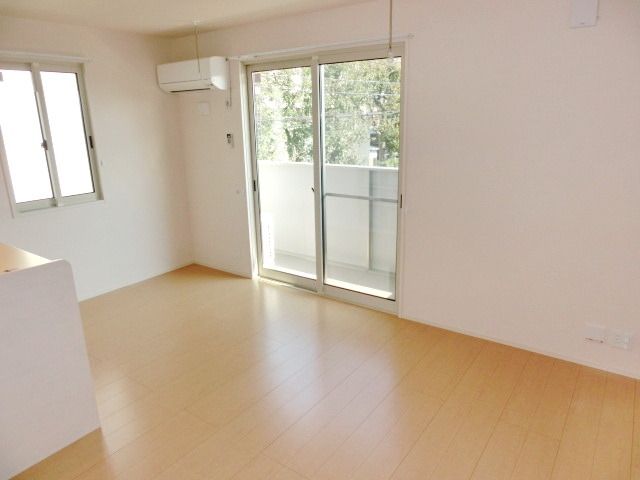 居室・リビング　※別号室参考写真です