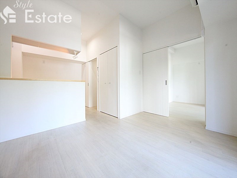 居室・リビング　内装