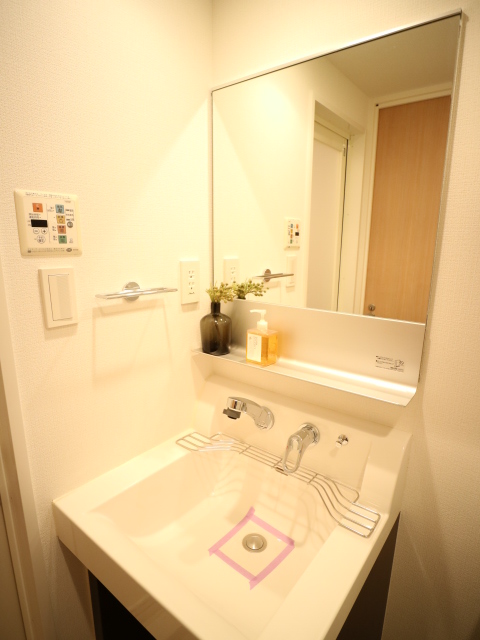 洗面設備　※参考写真