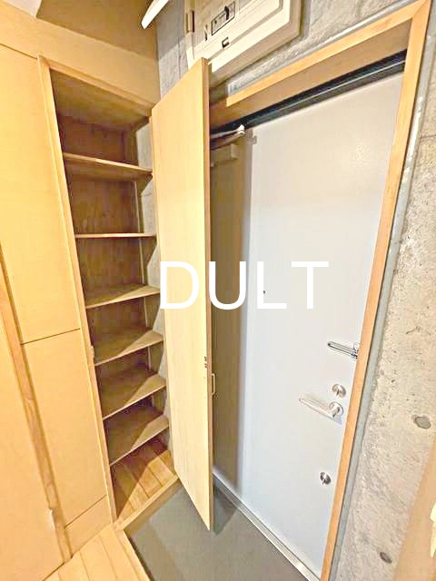 玄関　玄関です。