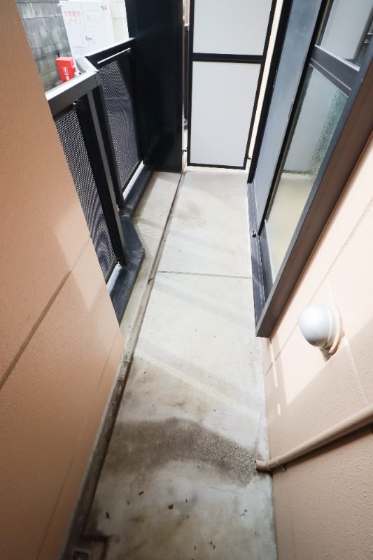 バルコニー　図面と現状に相違がある場合には現状を優先