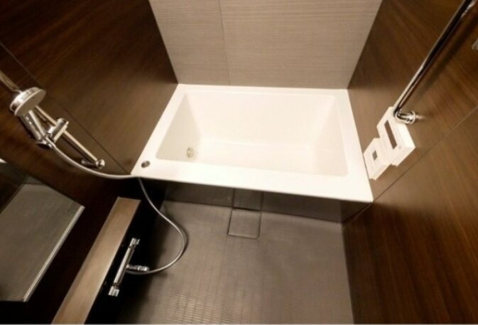 バス・シャワールーム　※別部屋参考写真です