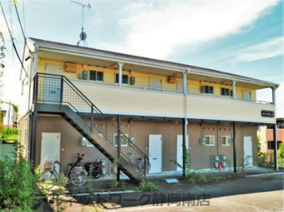 建物外観　外観は落ち着いています