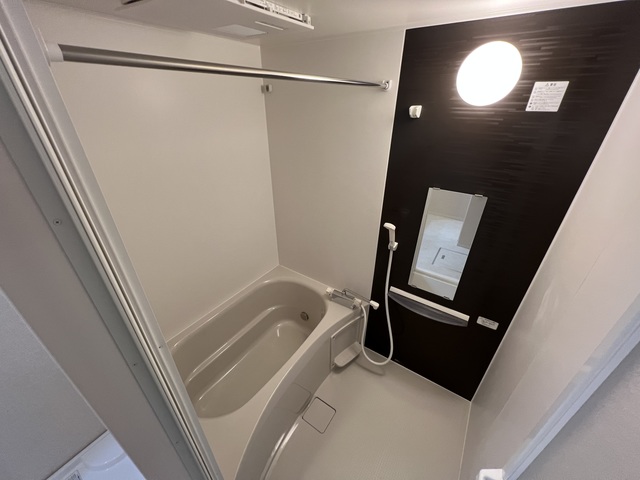 バス・シャワールーム　バスルーム