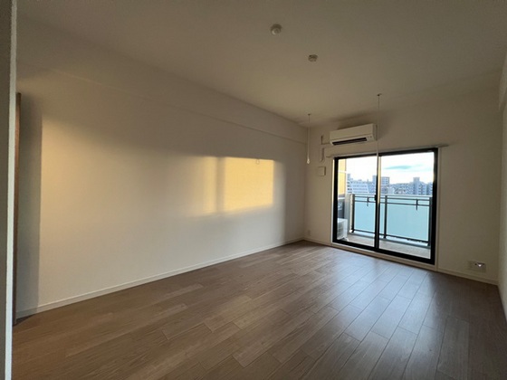 居室・リビング　※別部屋の写真です