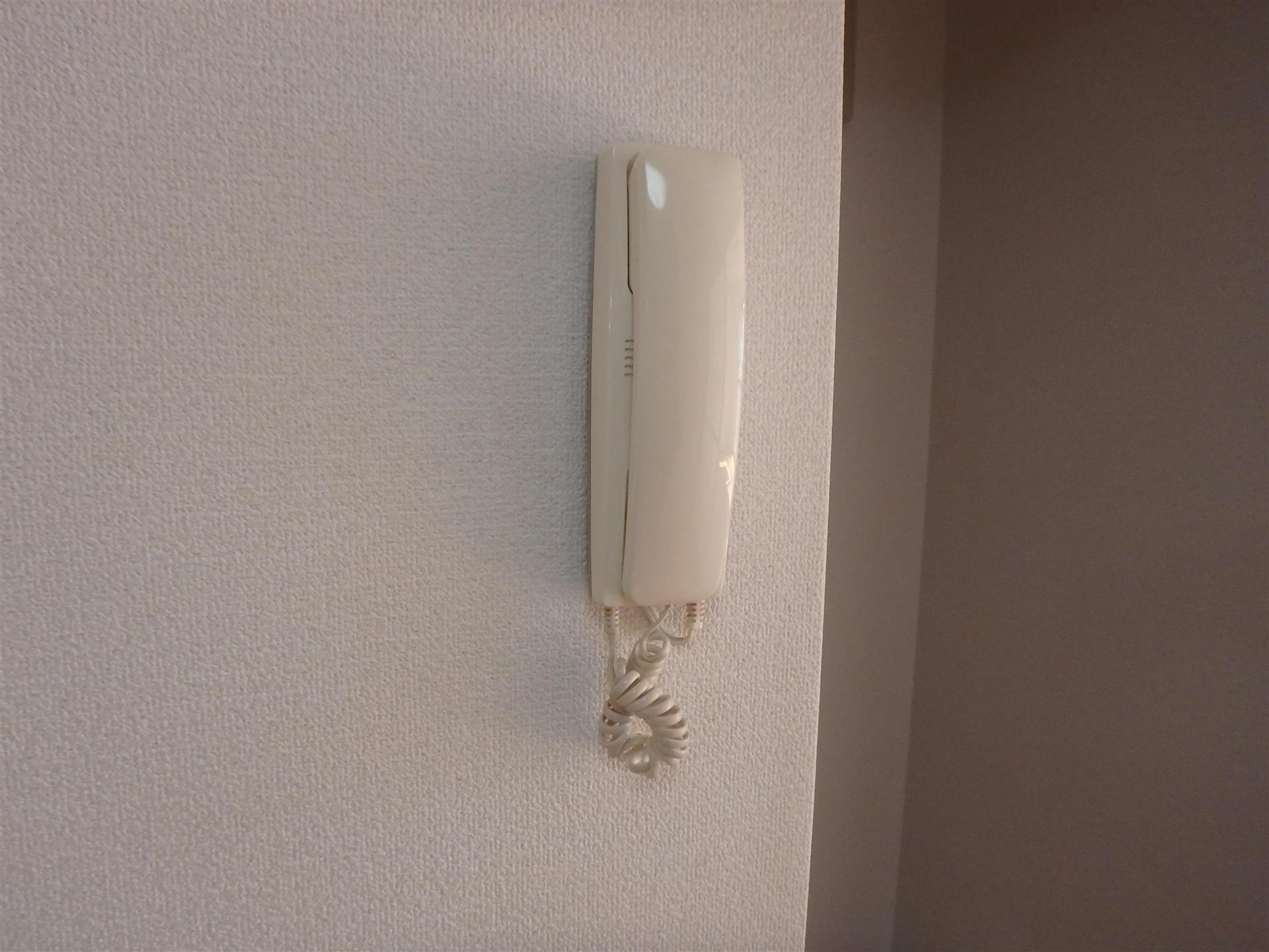 セキュリティ　インターホン付き♪（ＴＶモニター付きへ）