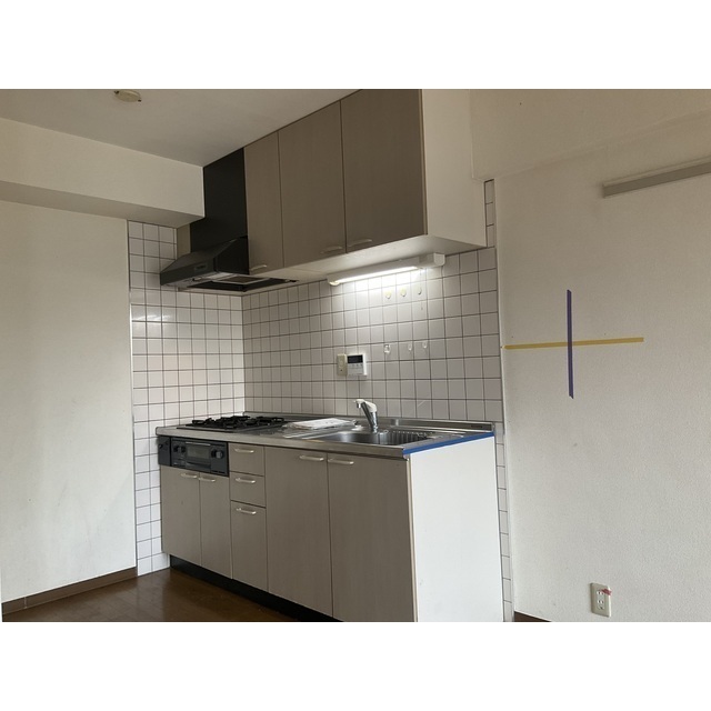 キッチン　コンパクトなキッチンで掃除もラクラク