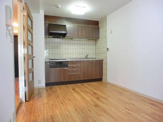 居室・リビング　フローリングのダイニング