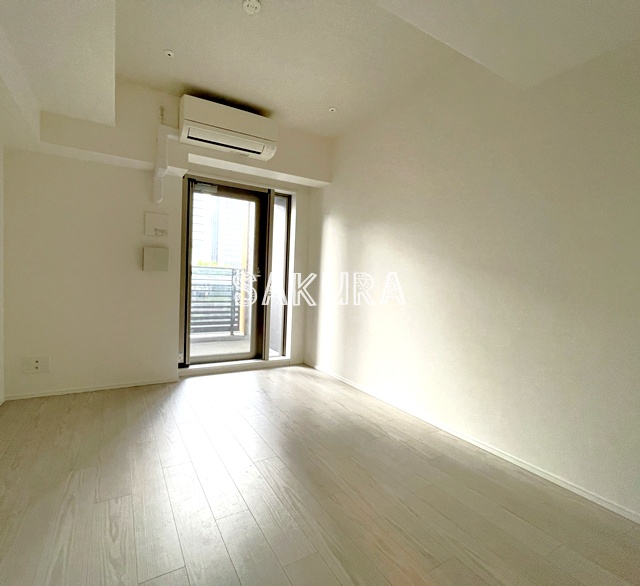 居室・リビング　こちらのリビングで趣味の時間をお楽しみください♪