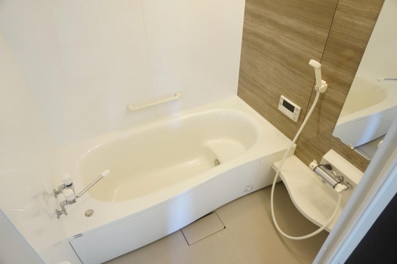 バス・シャワールーム　浴室