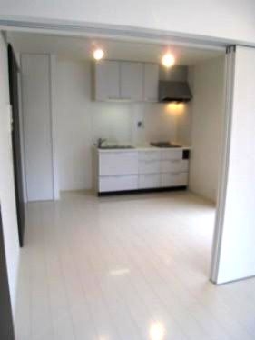 居室・リビング　ゆったり過ごせるダイニング♪