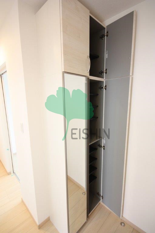 玄関　下駄箱もしっかりついてます！