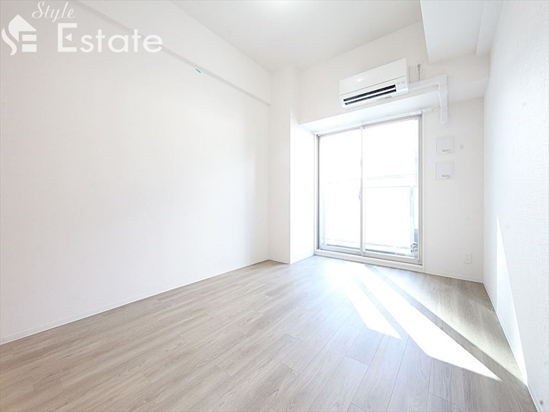 居室・リビング　内装