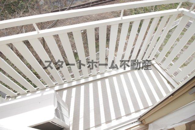 バルコニー　お洗濯にも便利なバルコニー付き