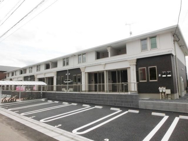 建物外観　経済的な都市ガス、インターネット無料