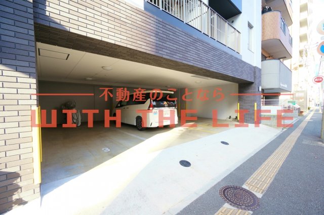 駐車場　車をお持ちの方に嬉しい駐車場付きの物件です