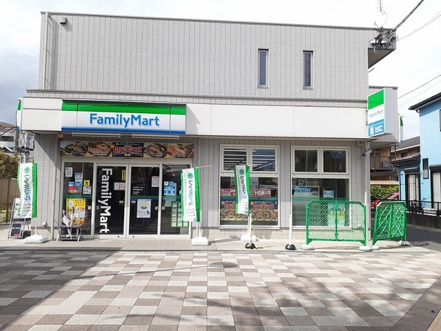 その他　ファミリーマート（その他）まで935m