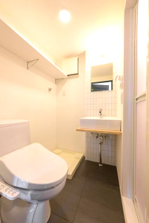 洗面設備　コンパクトで使いやすい洗面所