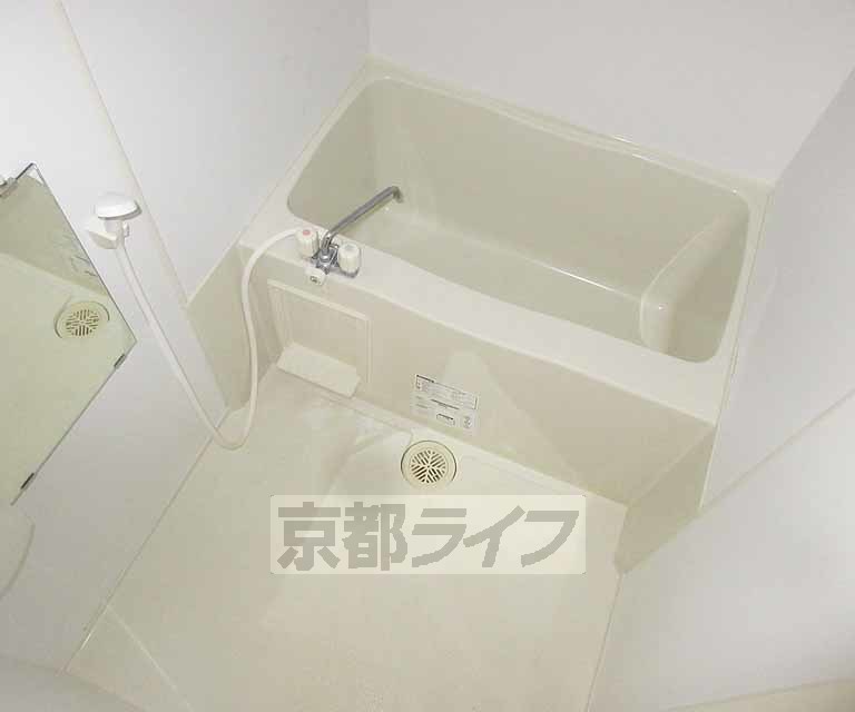 バス・シャワールーム　清潔感のあるバスルームです！